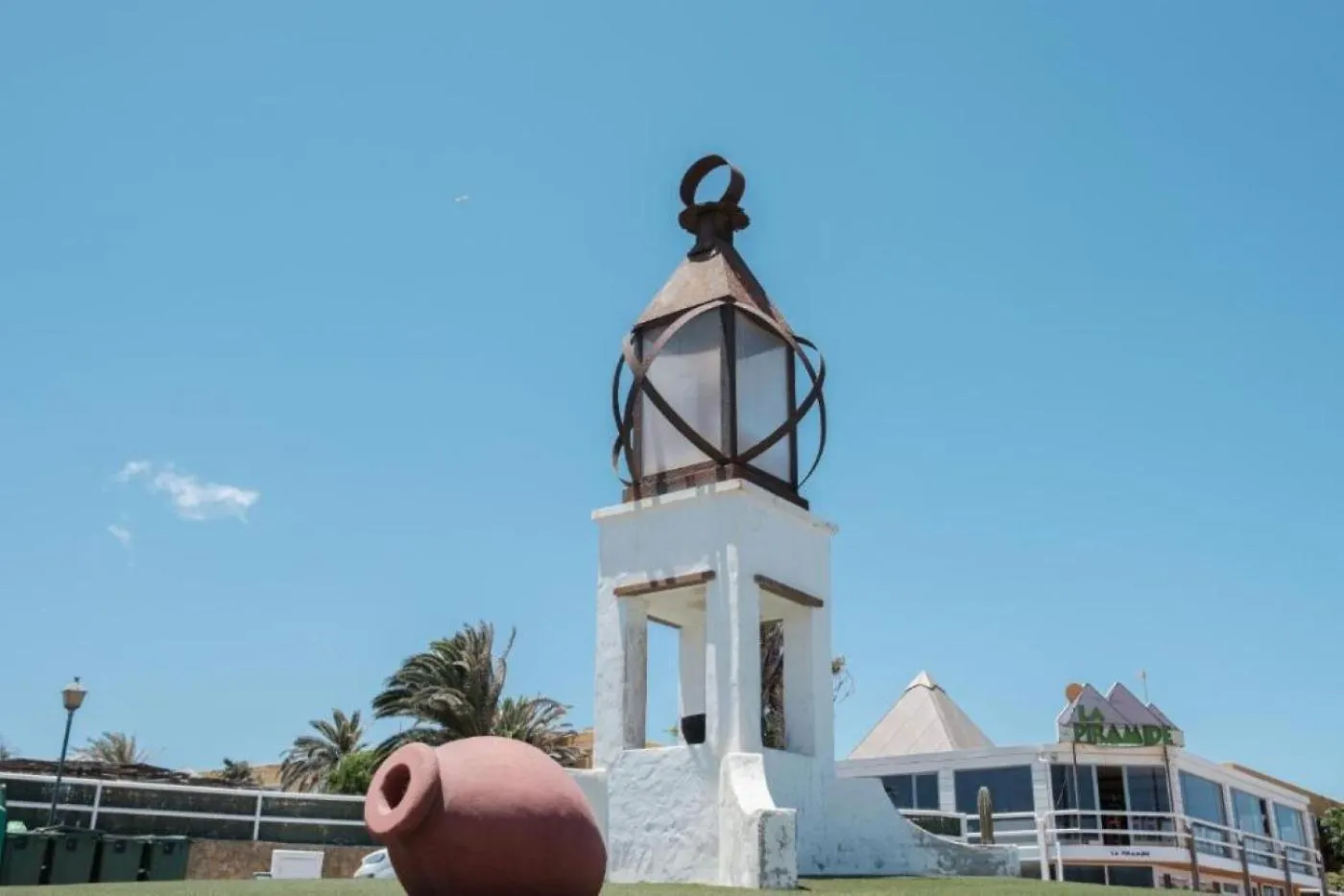 Ah - Rayito De Sol III - Disfruta El Sol De Canarias A Tu Manera Antigua (Fuerteventura)